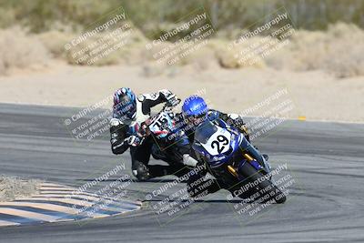 media/Dec-07-2025-CVMA (Sun) [[3e7d2de5dc]]/Race 7-Formula Lightweight Twins Shootout/